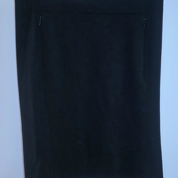 Diane Von Furstenberg Black Ponte Pencil Skirt with Pockets Misses size 10 - Picture 2 of 9